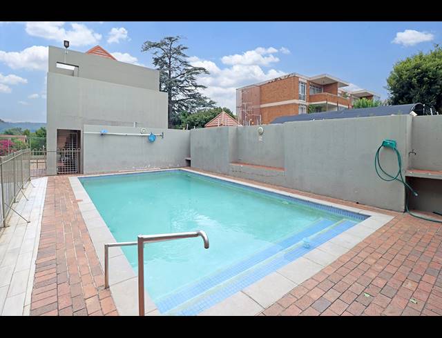 2 BEDROOM SECTIONAL TITLE FOR SALE IN GLENHAZEL